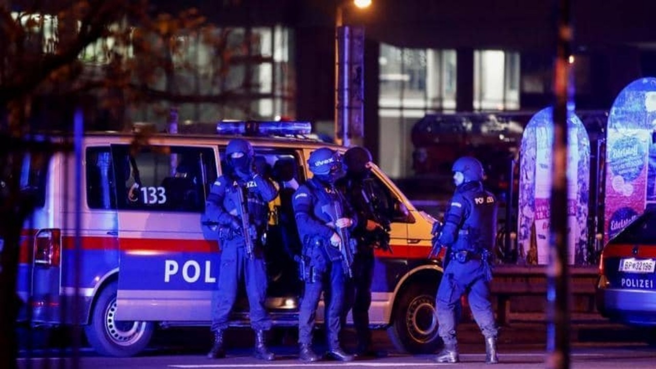 النمسا تؤكد انتماء منفذ هجوم فيينا لتنظيم داعش
