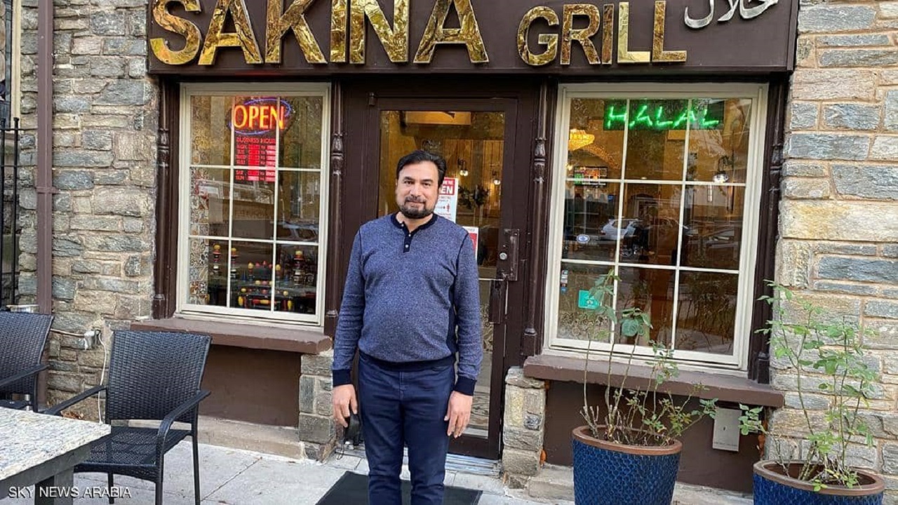 كورونا تدمر عمل مطعم يقدم طعامه مجاناً للمشردين