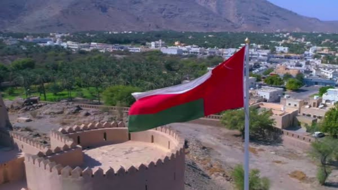سلطنة عمان تدين حادث إطلاق النار على سفارة المملكة في لاهاي