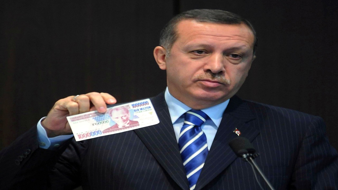 بعد نزيف الليرة &#8221; أردوغان &#8221; يقيل محافظ البنك المركزي حفظًا لماء الوجه