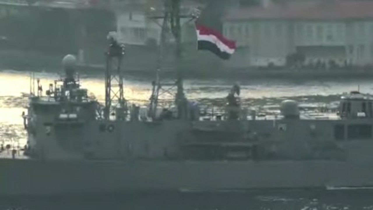 مصر تستعرض عبور سفنها الحربية عبر مضيق البوسفور التركي &#8221; فيديو &#8220;