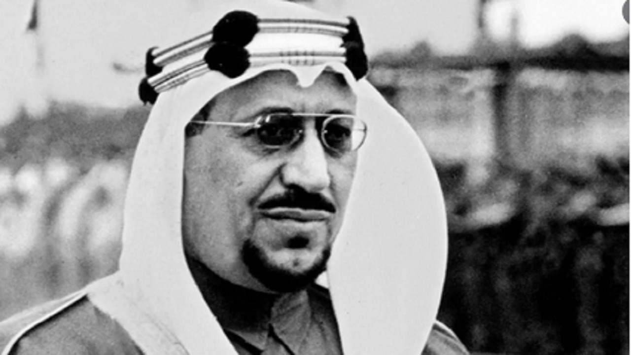 صور نادرة لمراسم استقبال الملك سعود في إيطاليا قبل 58 عاما