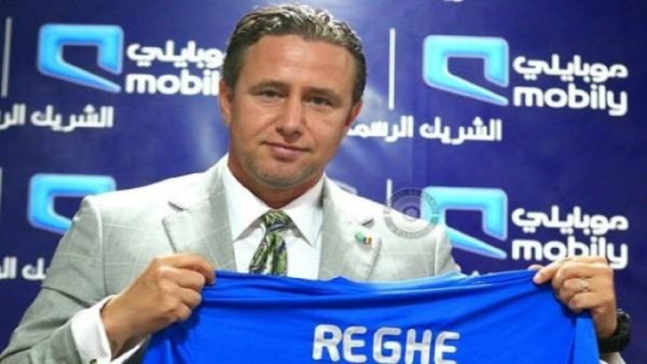 مدرب الهلال السابق يقترب من تدريب الشباب