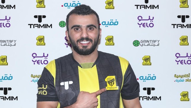 حمد آل منصور يعتذر عما بدر منه تجاه مدرب الاتحاد وزملائه