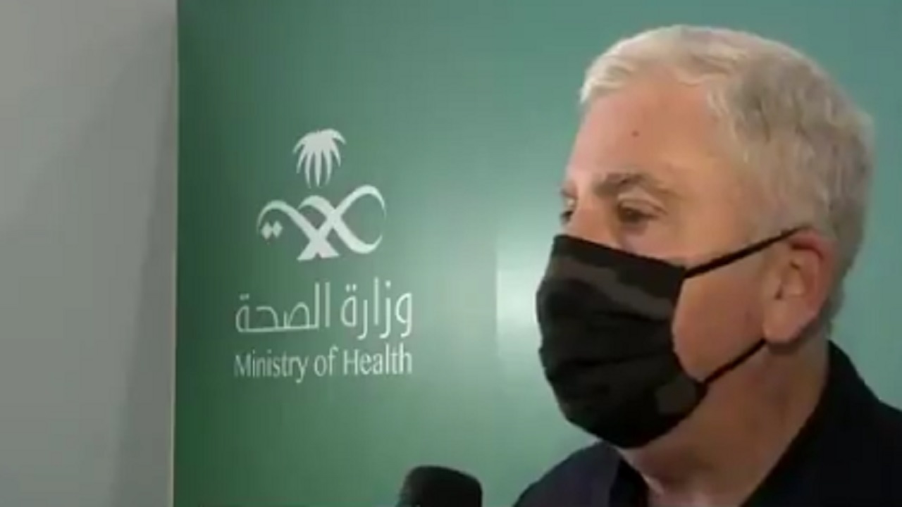 السفير الأمريكي في الرياض يصف شعوره بعد تلقي الجرعة الثانية من كورونا (فيديو)