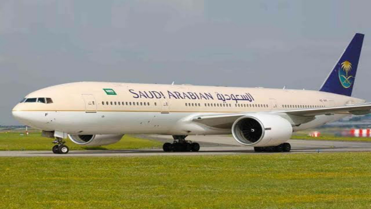 توضيح من الخطوط السعودية بشأن ارتفاع أسعار تذاكر الطيران 