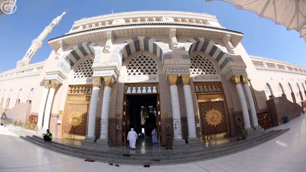وظائف ترجمة شاغرة للرجال والنساء في المسجد النبوي الشريف