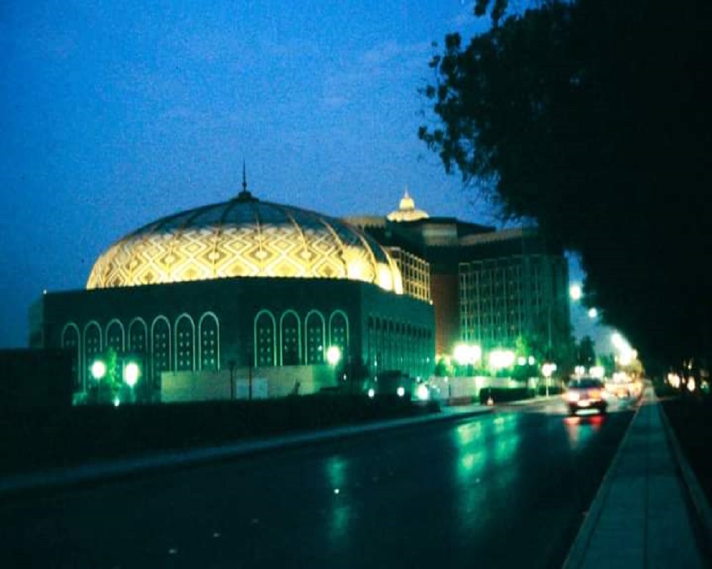صورة قديمة لقصر المؤتمرات بالناصرية مطلع الثمانينات ميلادية
