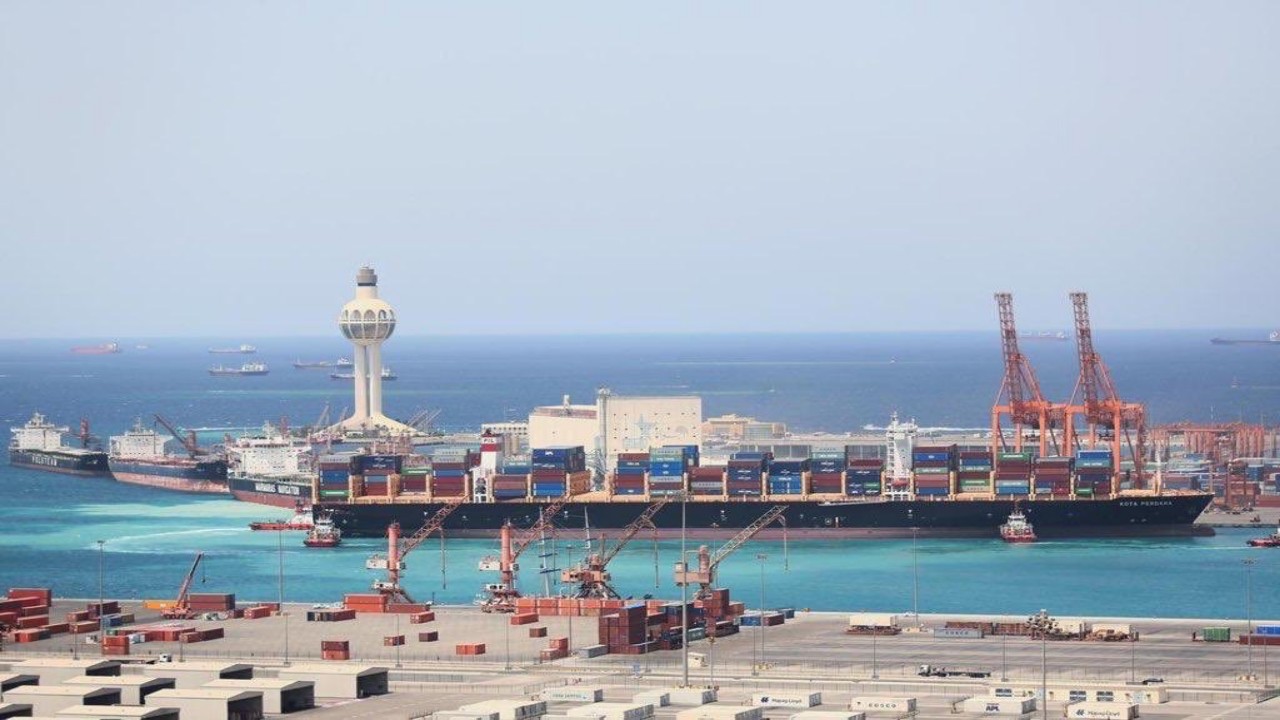 ‏إيقاف حركة الملاحة البحرية بميناء جدة الإسلامي