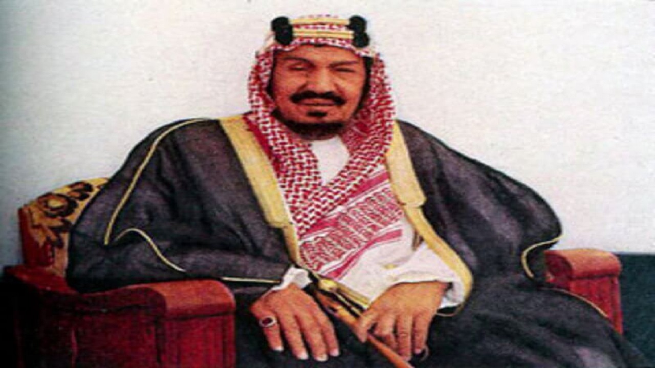 صورة قديمة للملك عبدالعزيز بصحبة حاكم الكويت قبل أكثر من 100 عام