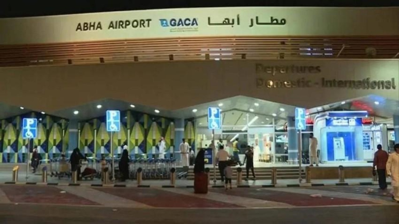 الكويت والبحرين تدينان استهداف مطار أبها الدولي