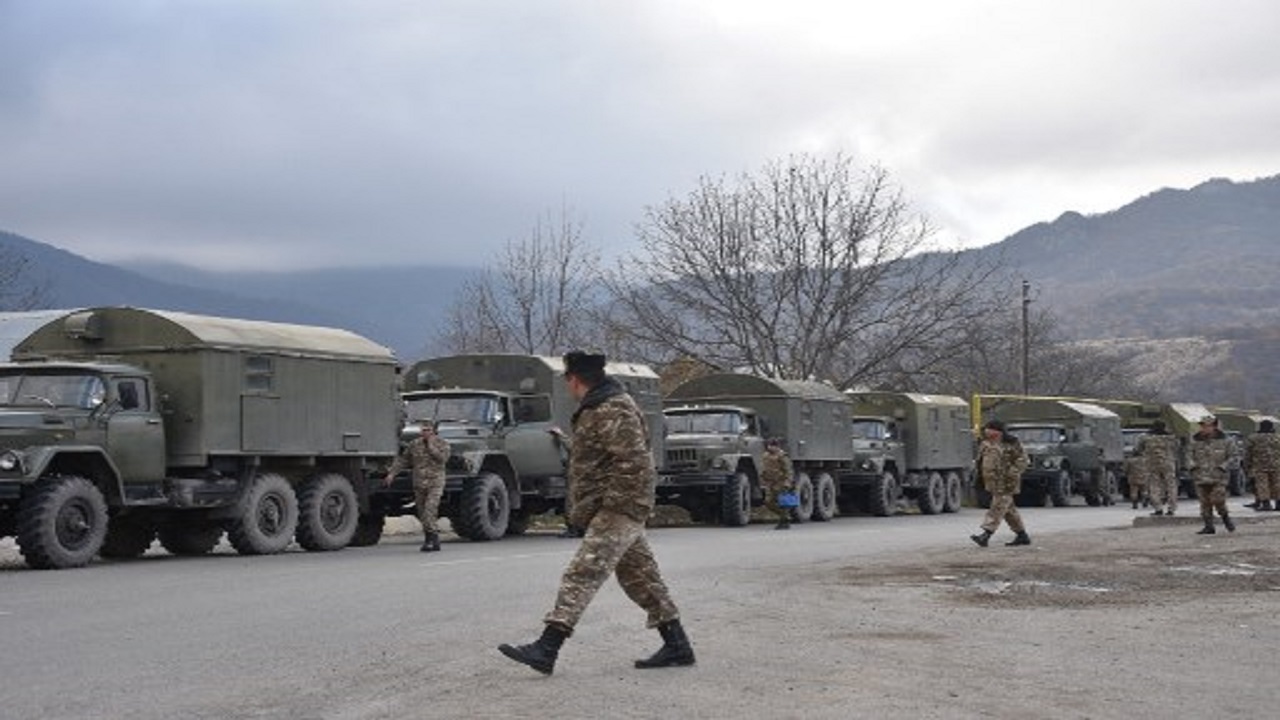 إنقلاب عسكري في أرمينيا والجيش يطالب بإستقالة رئيس الوزراء
