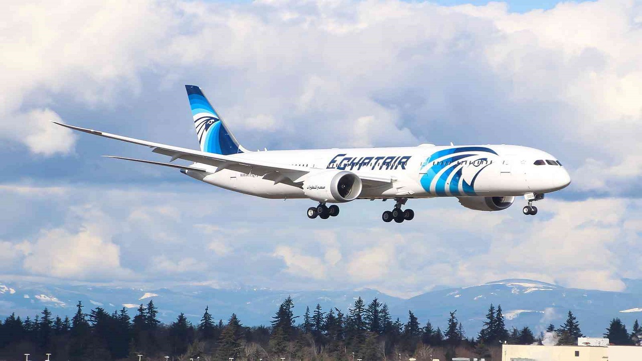 مصر للطيران تعلن تسيير 6 رحلات قبل بدء موعد التعليق