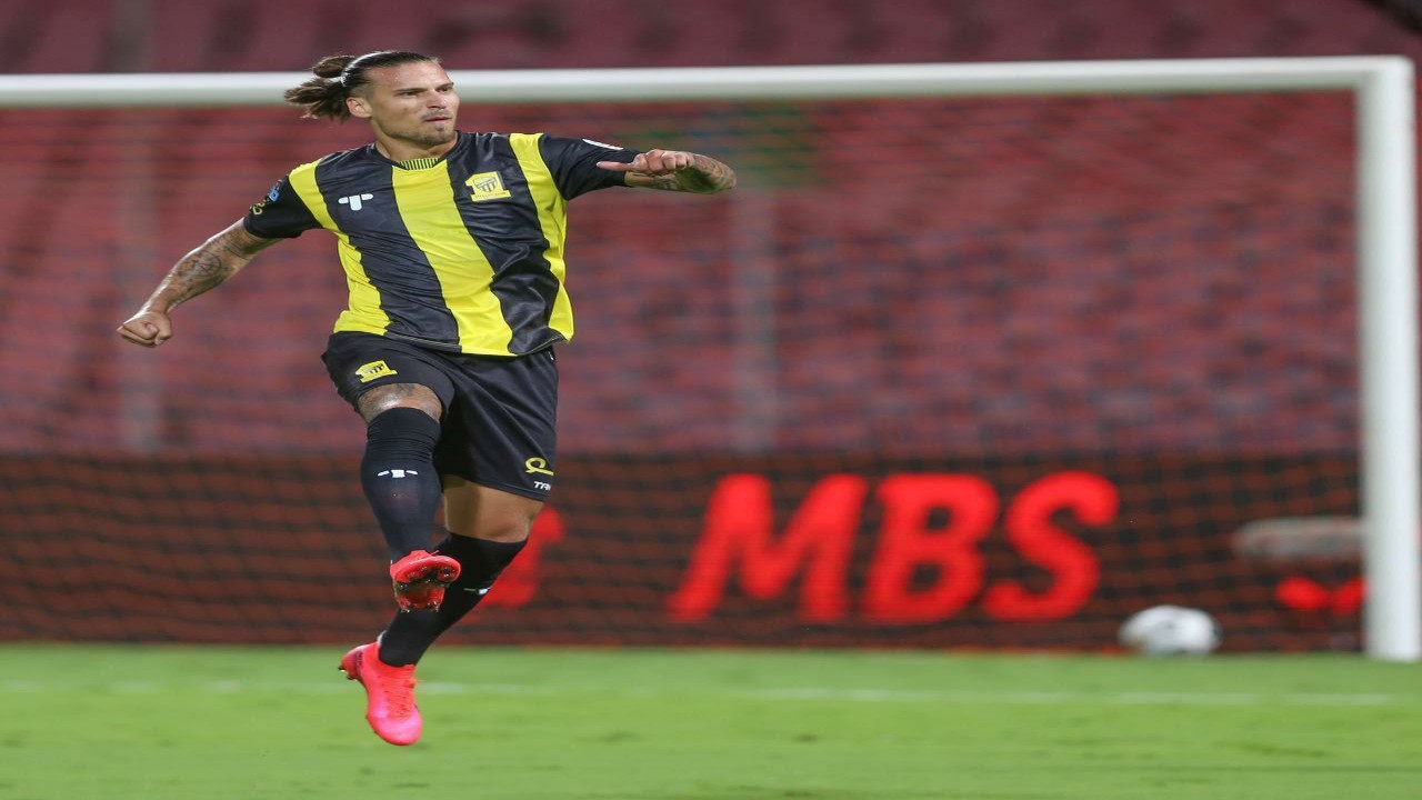 بالفيديو.. الاتحاد يتجاوز الفتح برباعية