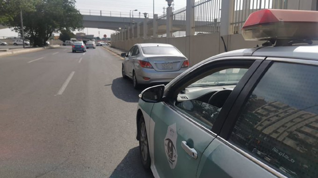 بالفيديو..القبض على سائق متهور عرض حياة الآخرين للخطر في جدة