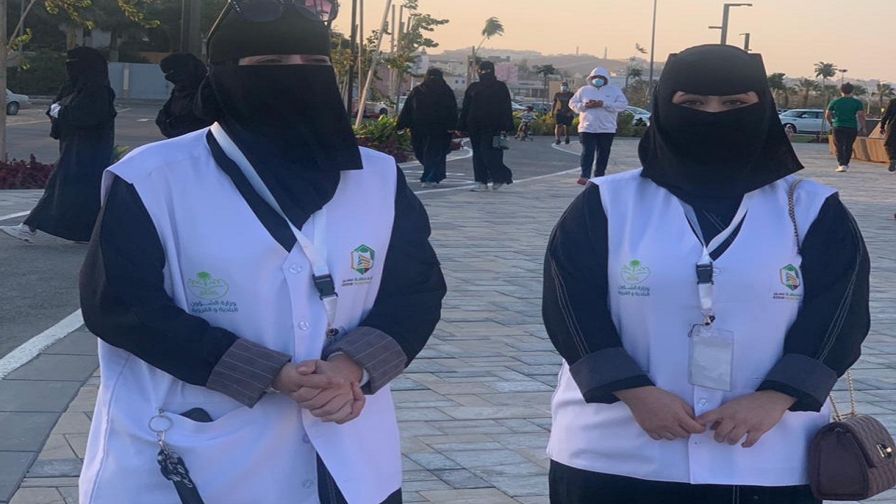 أمانة عسير: مبادرة “لسلامتنا نلتزم” تكثف حملاتها التوعوية والتثقيفة في الحدائق والمتنزهات