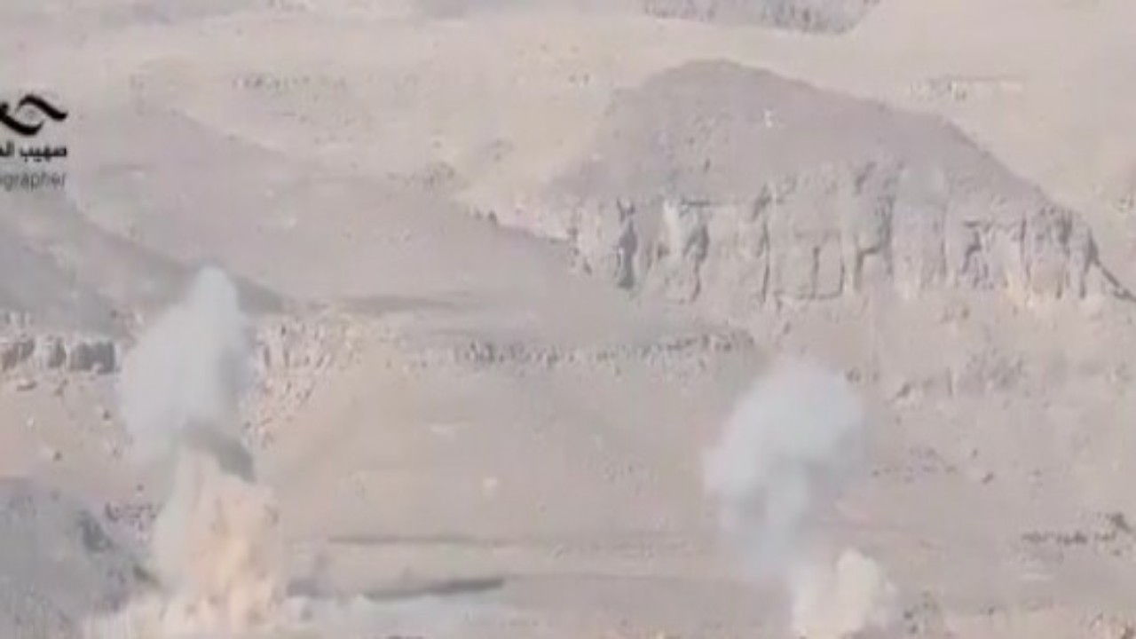 شاهد.. لحظة استهداف التحالف لتعزيزات ومنصات صواريخ تابعة للحوثيين بمأرب