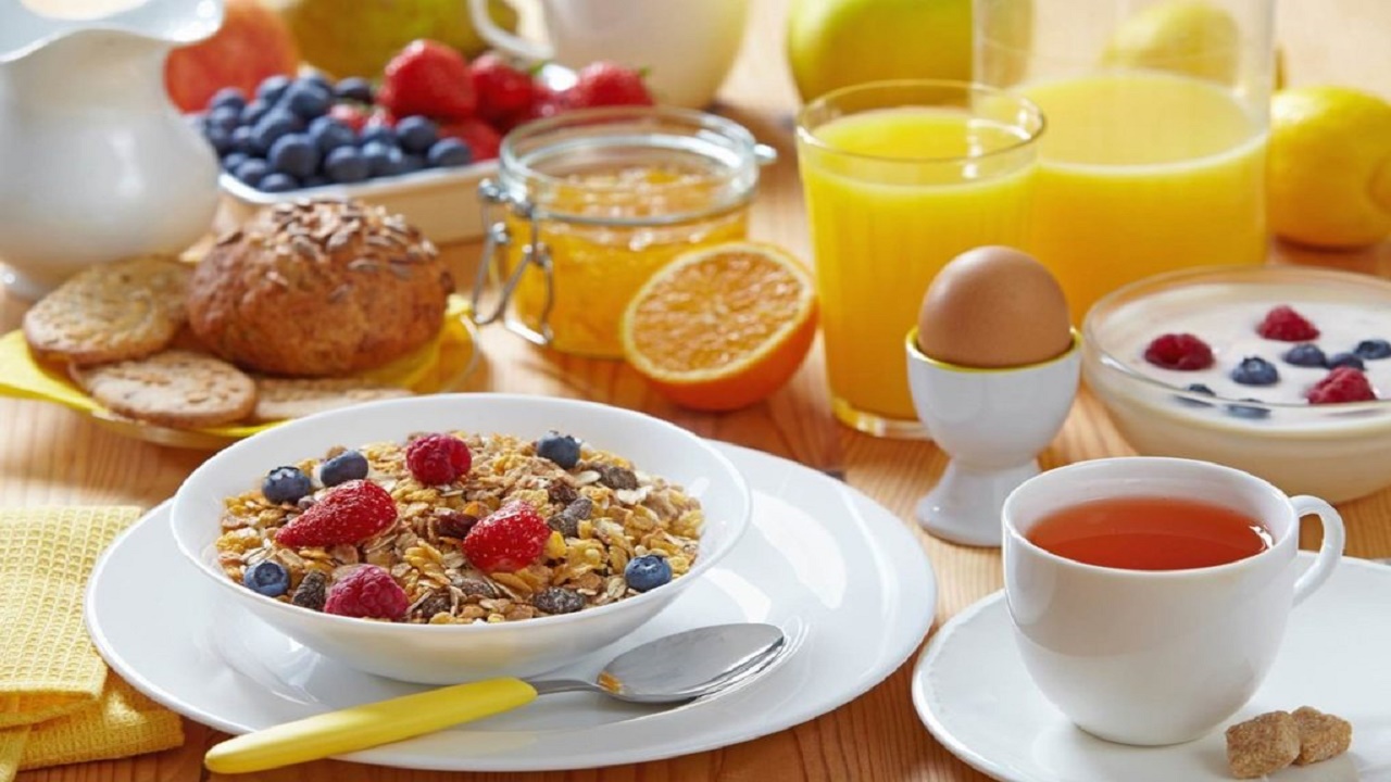 تناول وجبة الإفطار في وقت مبكر يقلل خطر الإصابة بالسكري