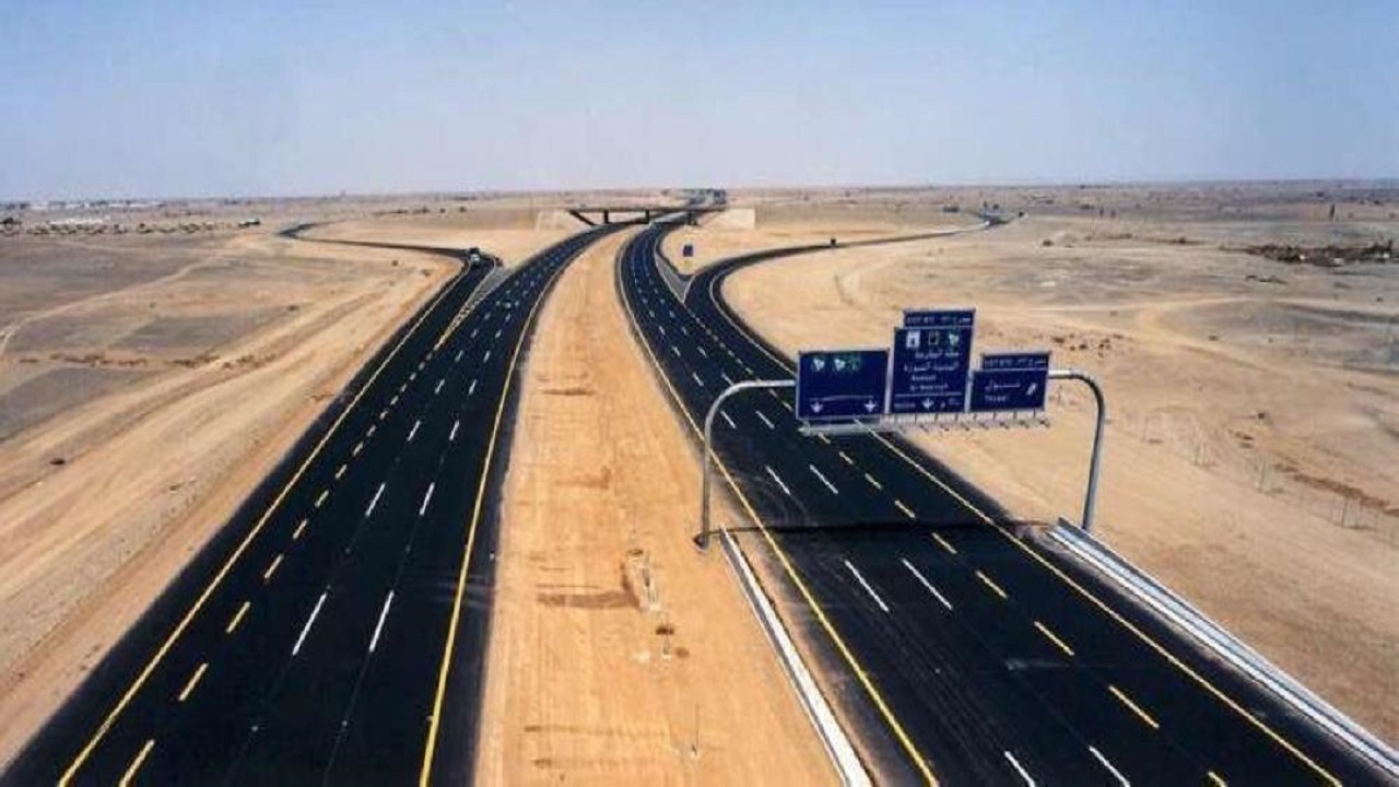 نائب وزير النقل: افتتاح 2000 كم من الطرق الجديدة خلال 2020