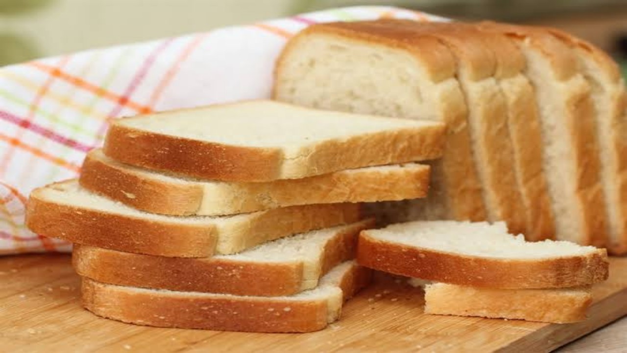أضرار تناول الخبز الأبيض على صحة الإنسان