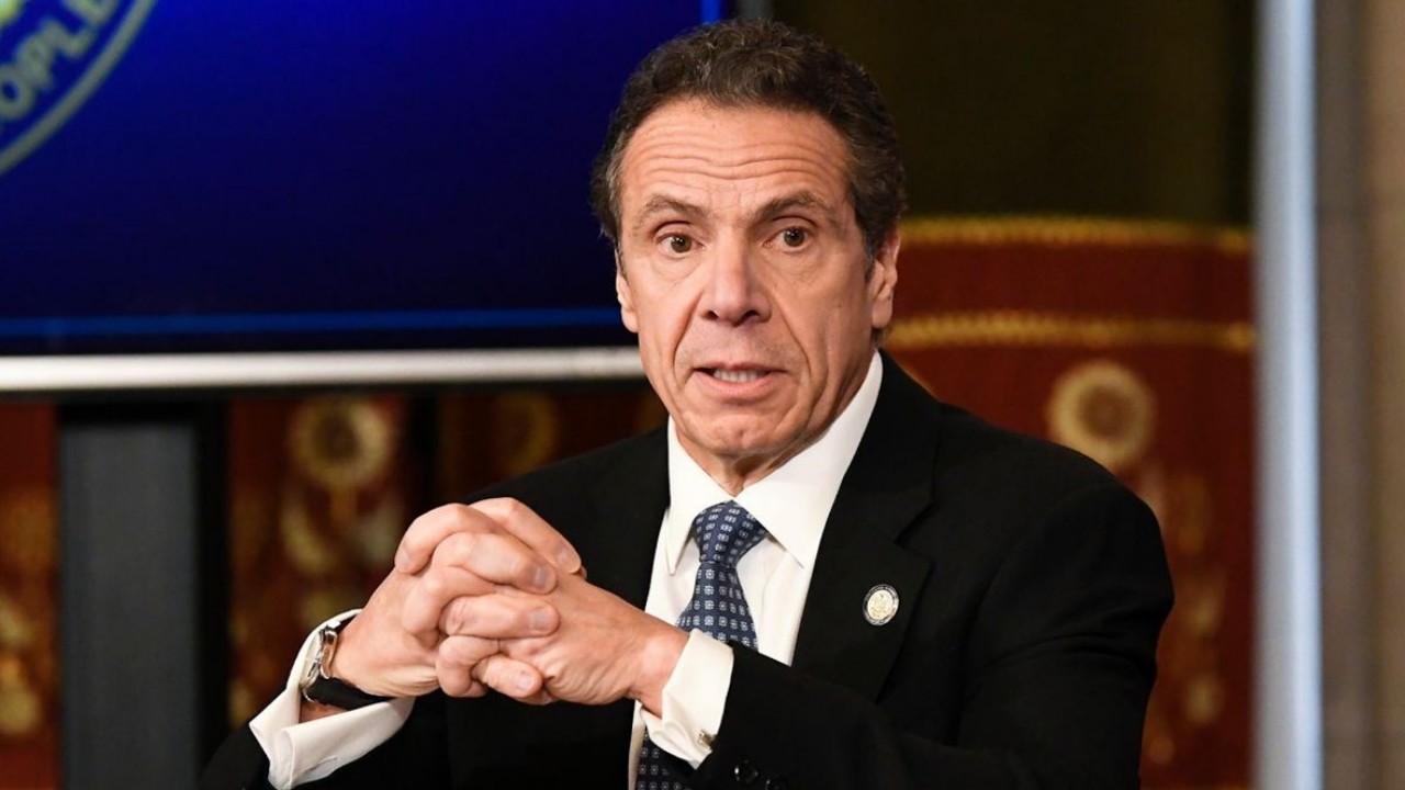 اتهام جديد لحاكم نيويورك بالتحرش الجنسي