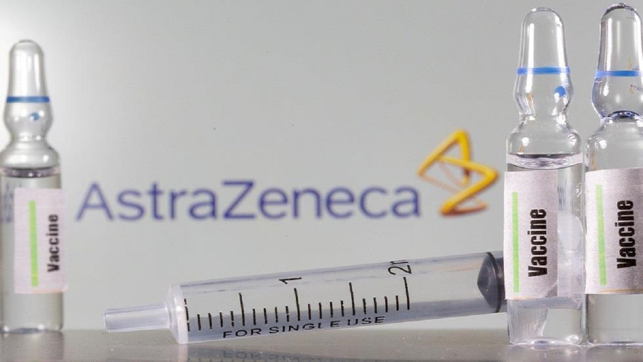 خبير بفريق &#8221; أسترازينيكا &#8220;: لا دليل على تأثير اللقاح على سيولة الدم