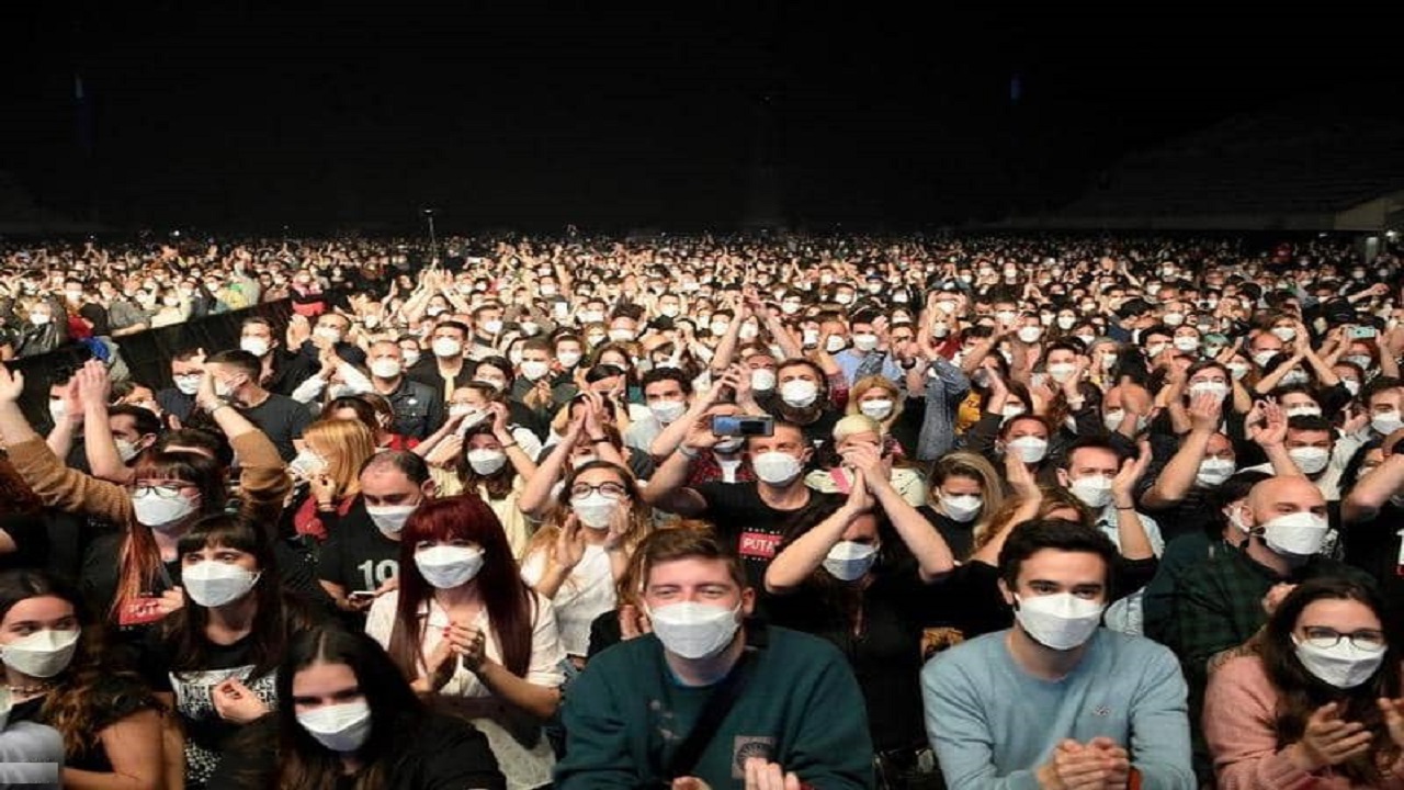 حفل موسيقي ضخم في برشلونة لاختبار التدابير الصحية