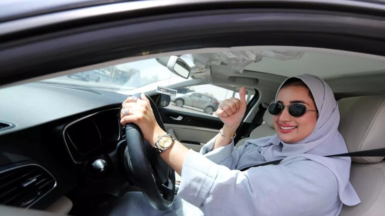 نصائح هامة لقيادة النساء للسيارة بدون الأخطاء الشائعة