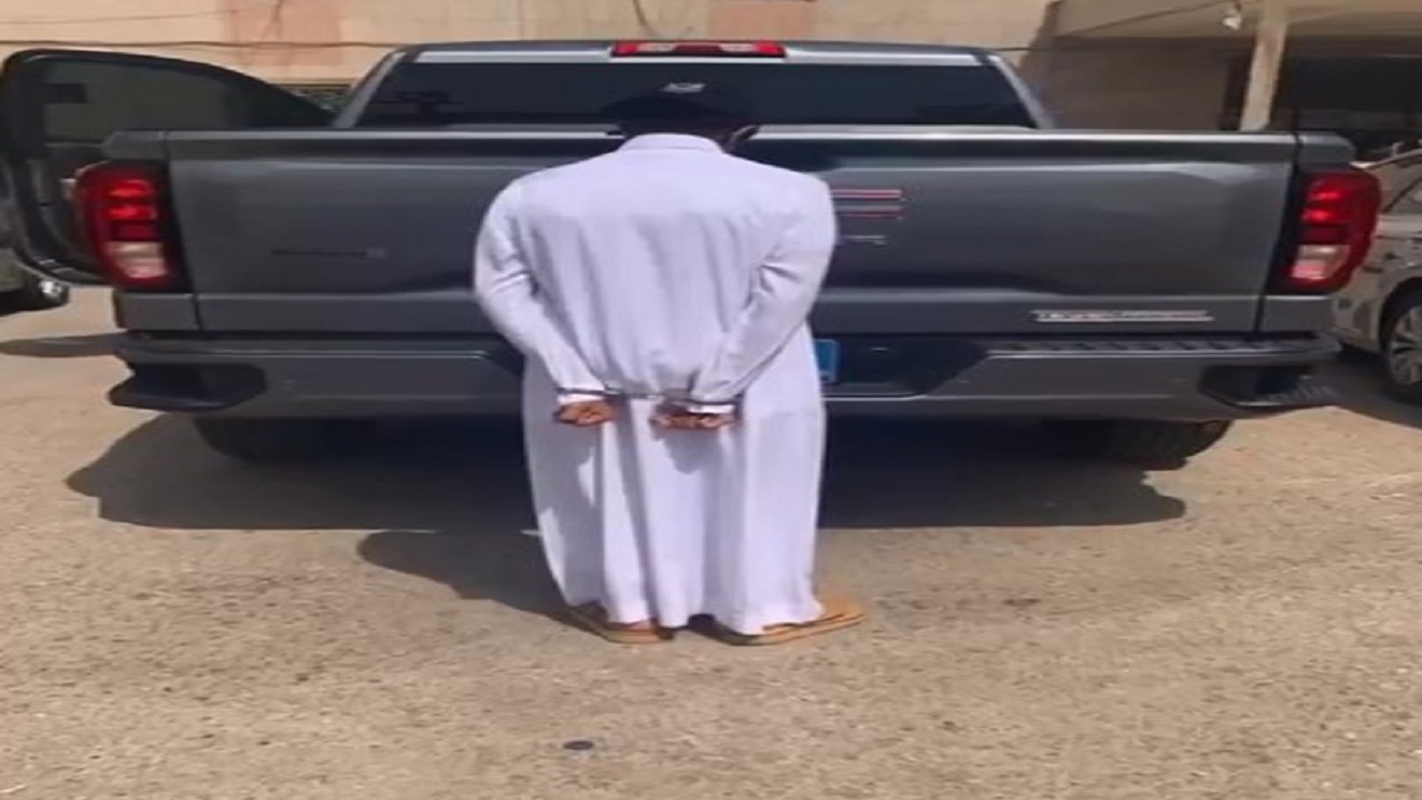 بالفيديو.. القبض على مواطن وضع تجهيزات أمنية على مركبته ومارس التفحيط