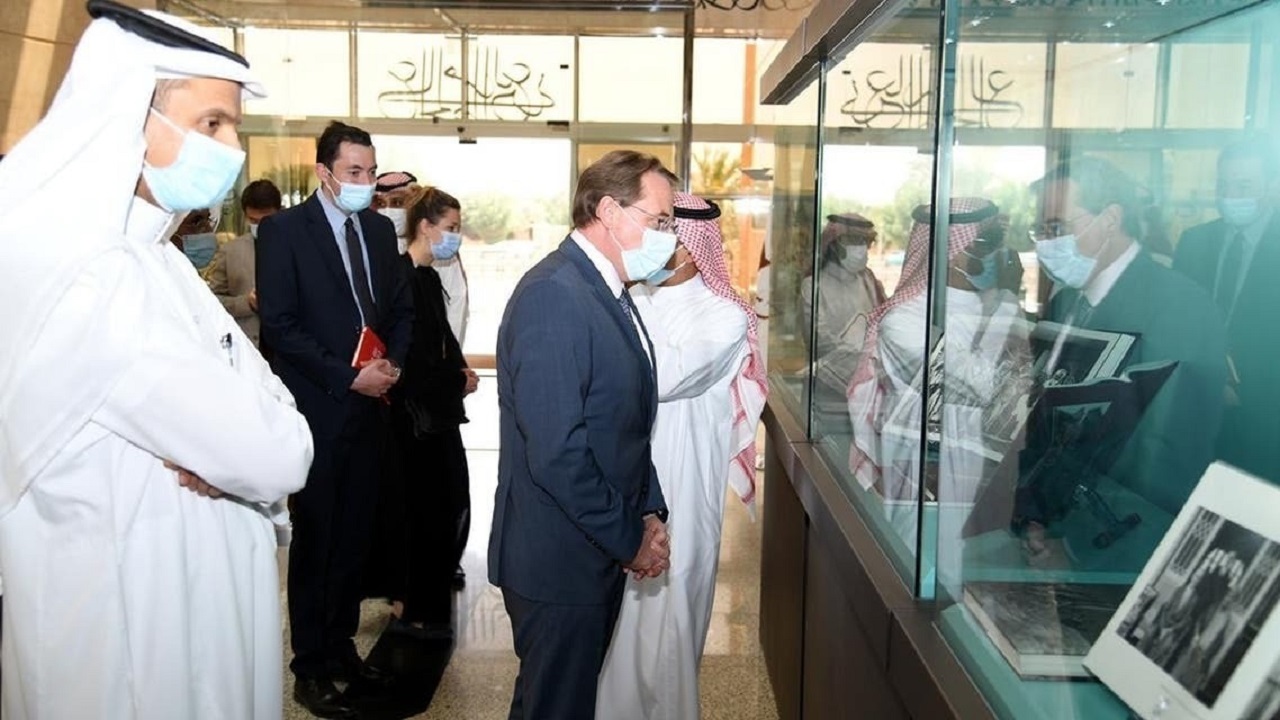 بالفيديو.. سفير فرنسا: لدينا علاقات تاريخية مع مكتبة الملك عبدالعزيز