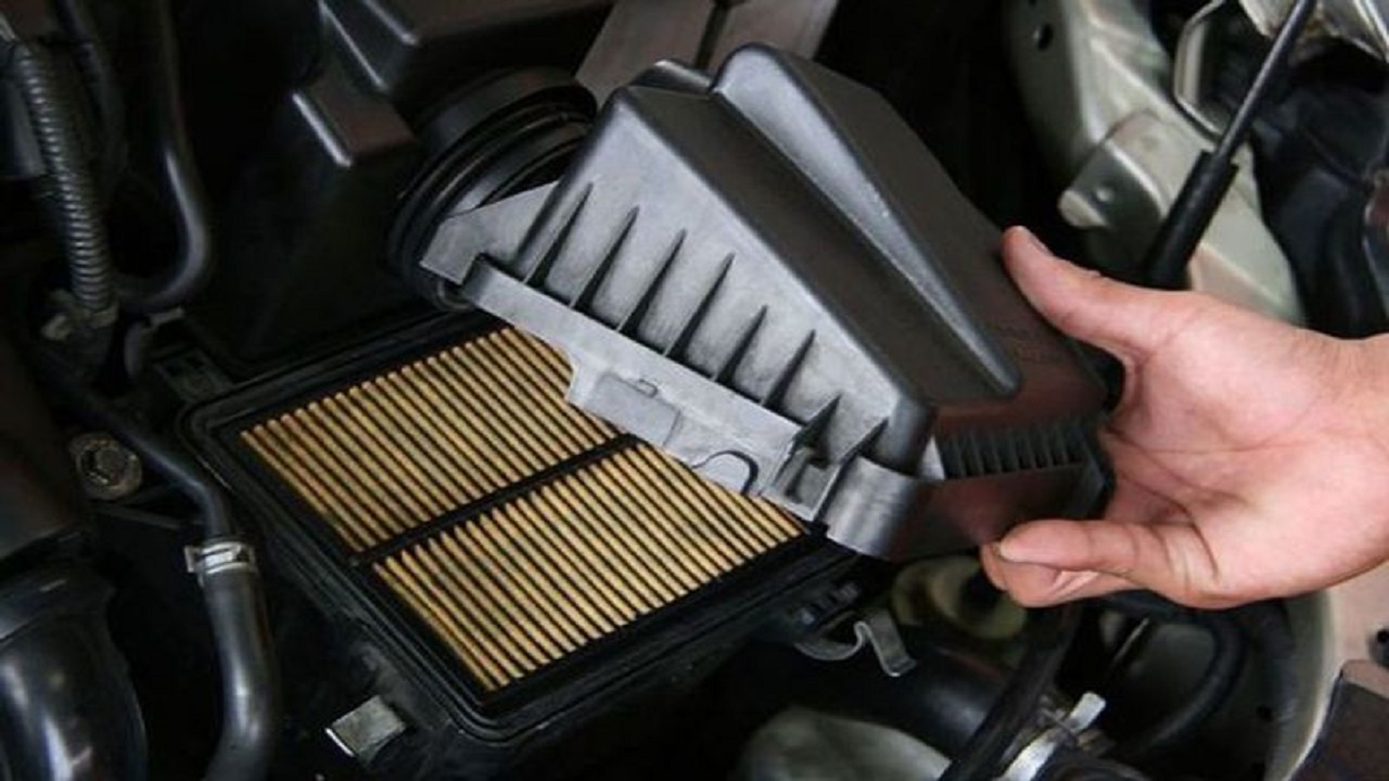 انسداد فلتر هواء السيارة يؤدي إلى ارتفاع استهلاك الوقود