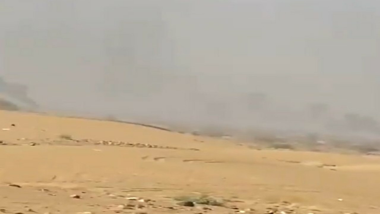 شاهد.. لحظة تدمير تعزيزات كبيرة للحوثيين في مأرب بواسطة طيران التحالف