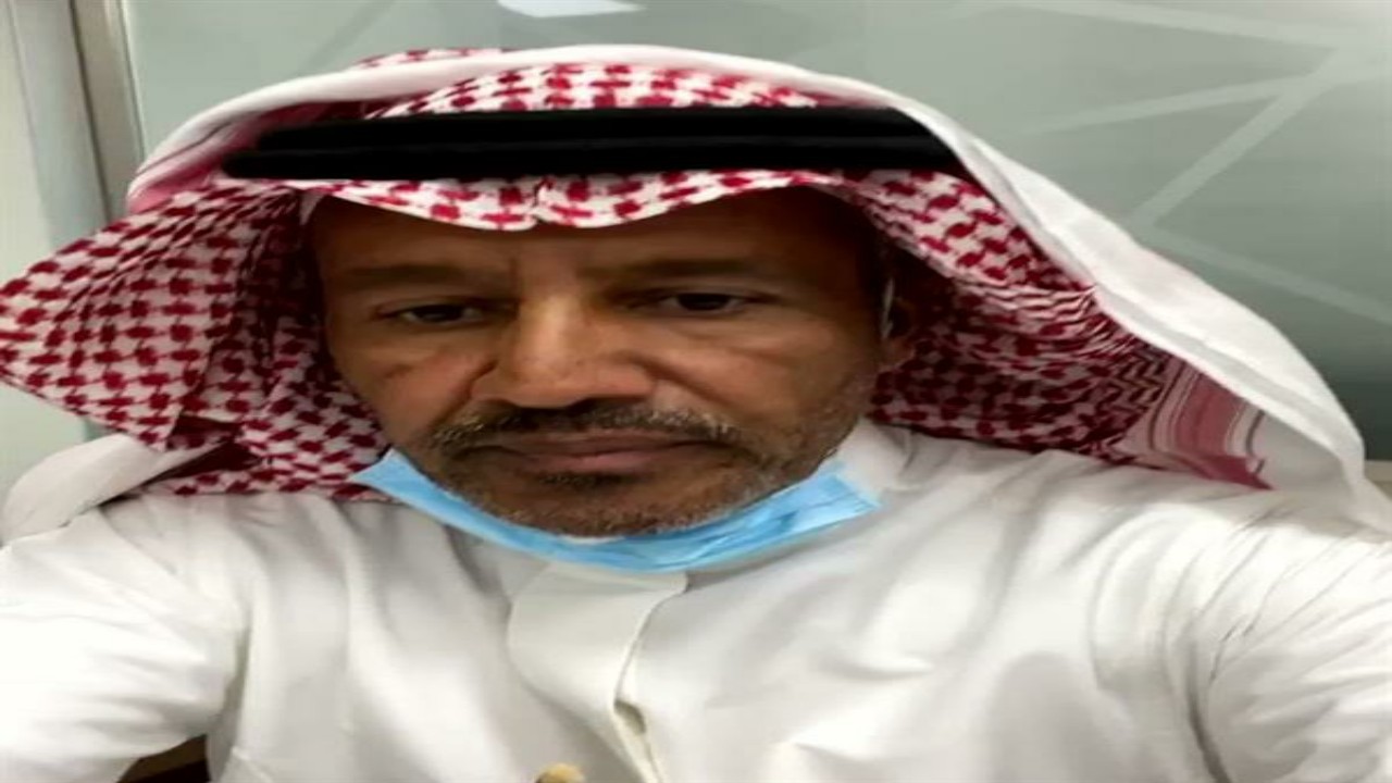شاهد.. خالد عبدالرحمن يطلب من جمهوره الدعاء لوالدته بعد خضوعها لعملية خطيرة 