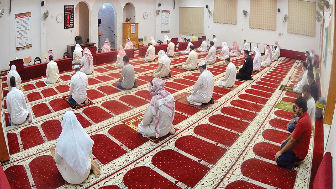 استشاري يتوقع منع الصلاة في المساجد خلال شهر رمضان بسبب زيادة حالات كورونا