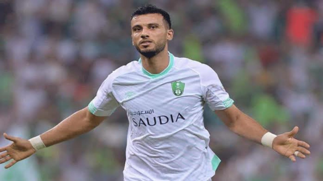 الأهلي يترقب ظهور نتائج فحص السومة لتحديد مدة غيابه عن الملاعب