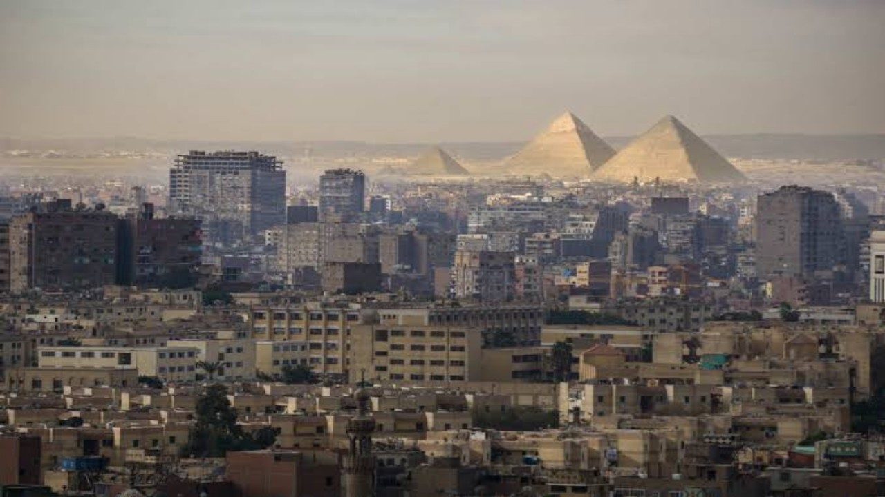 مصر توضح حقيقة تعرضها لكتل هوائية سامة