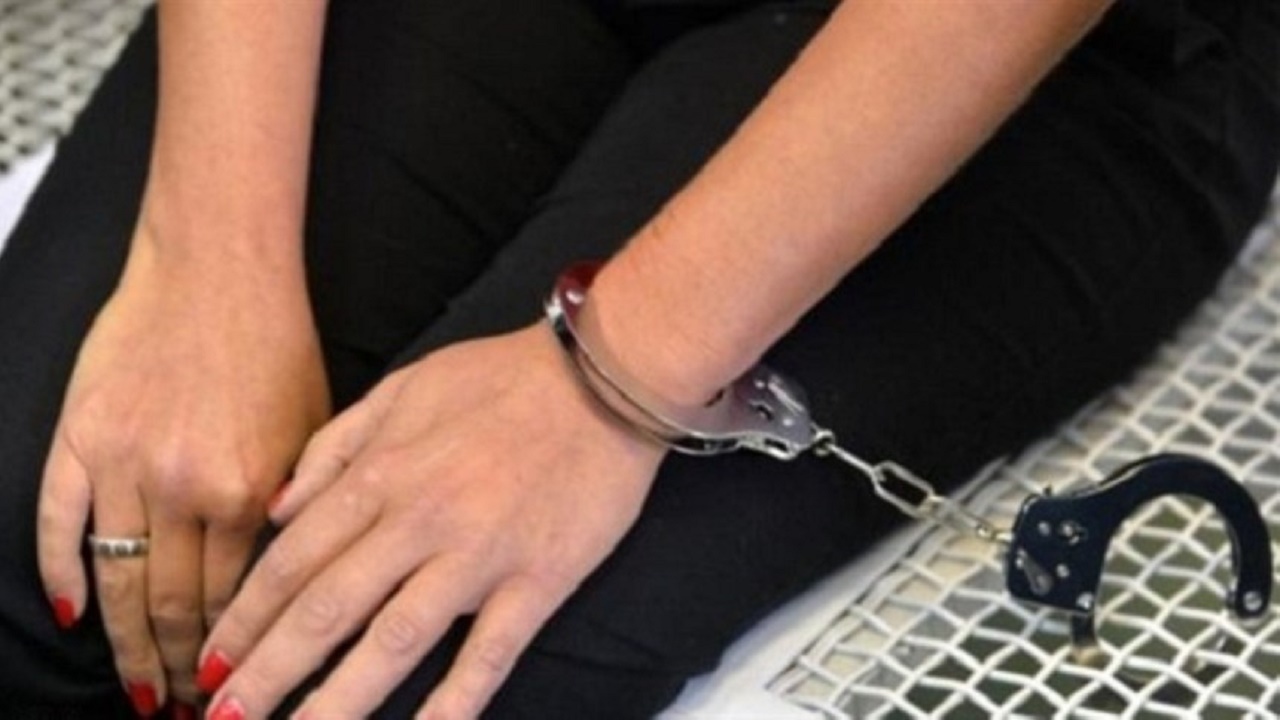 القبض على مجموعة من النساء قمن بتصوير &#8220;فيديو مخل&#8221;
