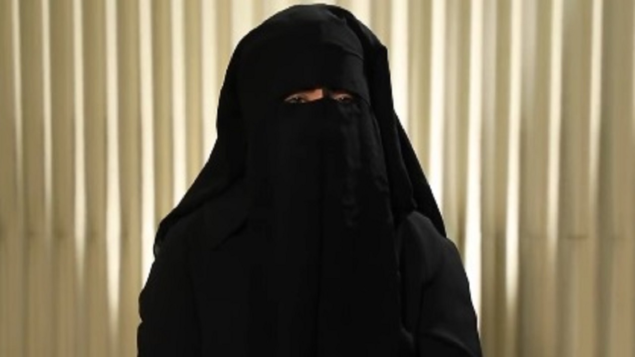 بالفيديو .. قصة “أم الجواسيس” التي ساهمت في الإطاحة بقيادات تنظيمي داعش والقاعدة