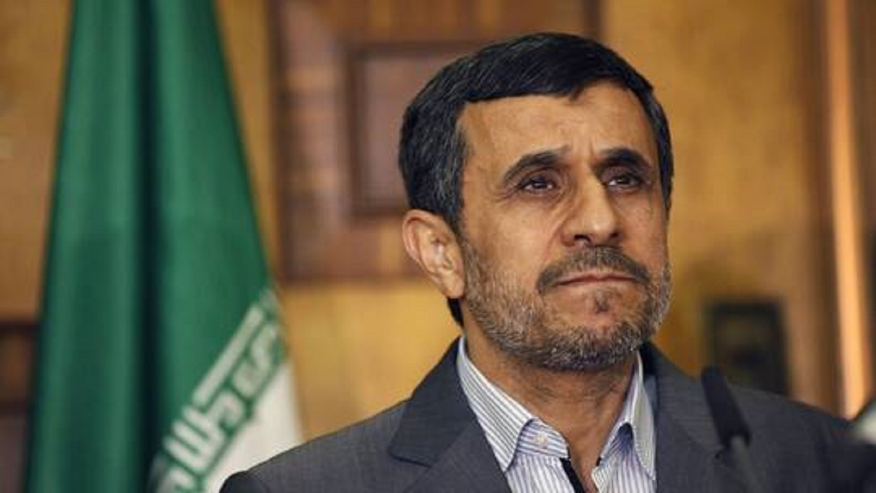 أحمدي نجاد: نرحب بأي غزو أميركي لإيران