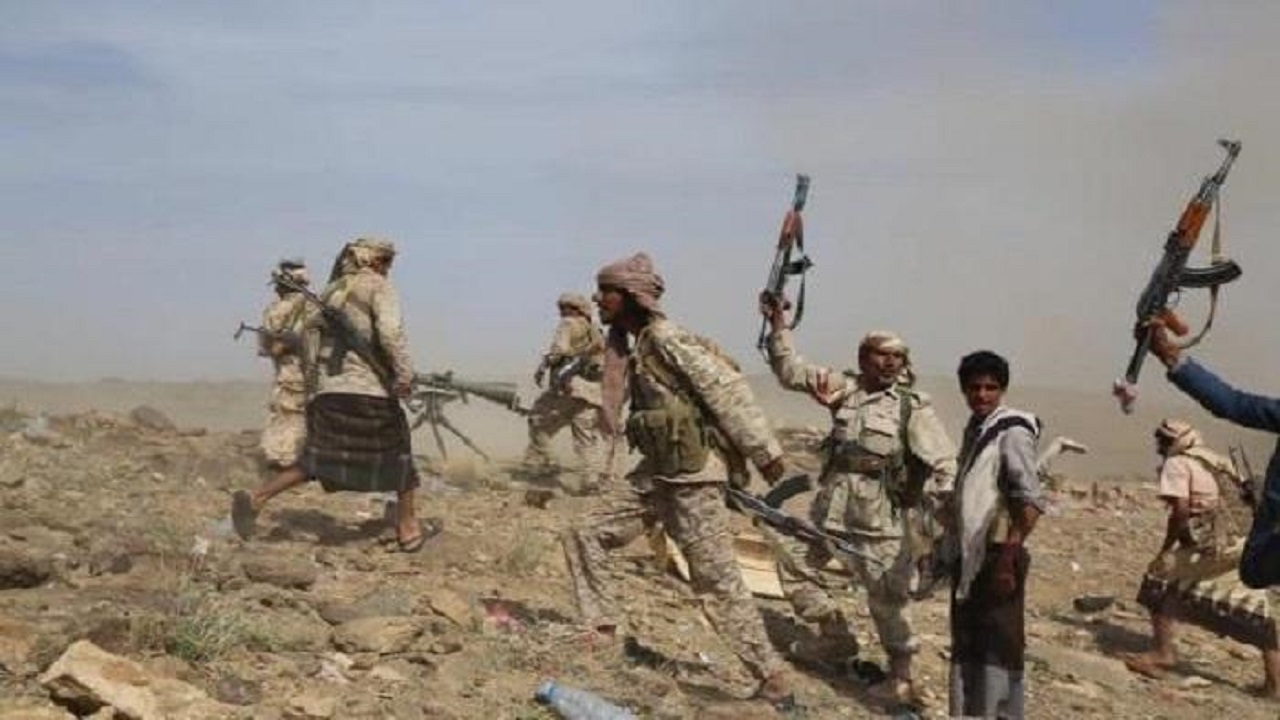 بالفيديو.. الجيش اليمني يحبط عدة هجمات حوثية في مأرب ويقتل العشرات