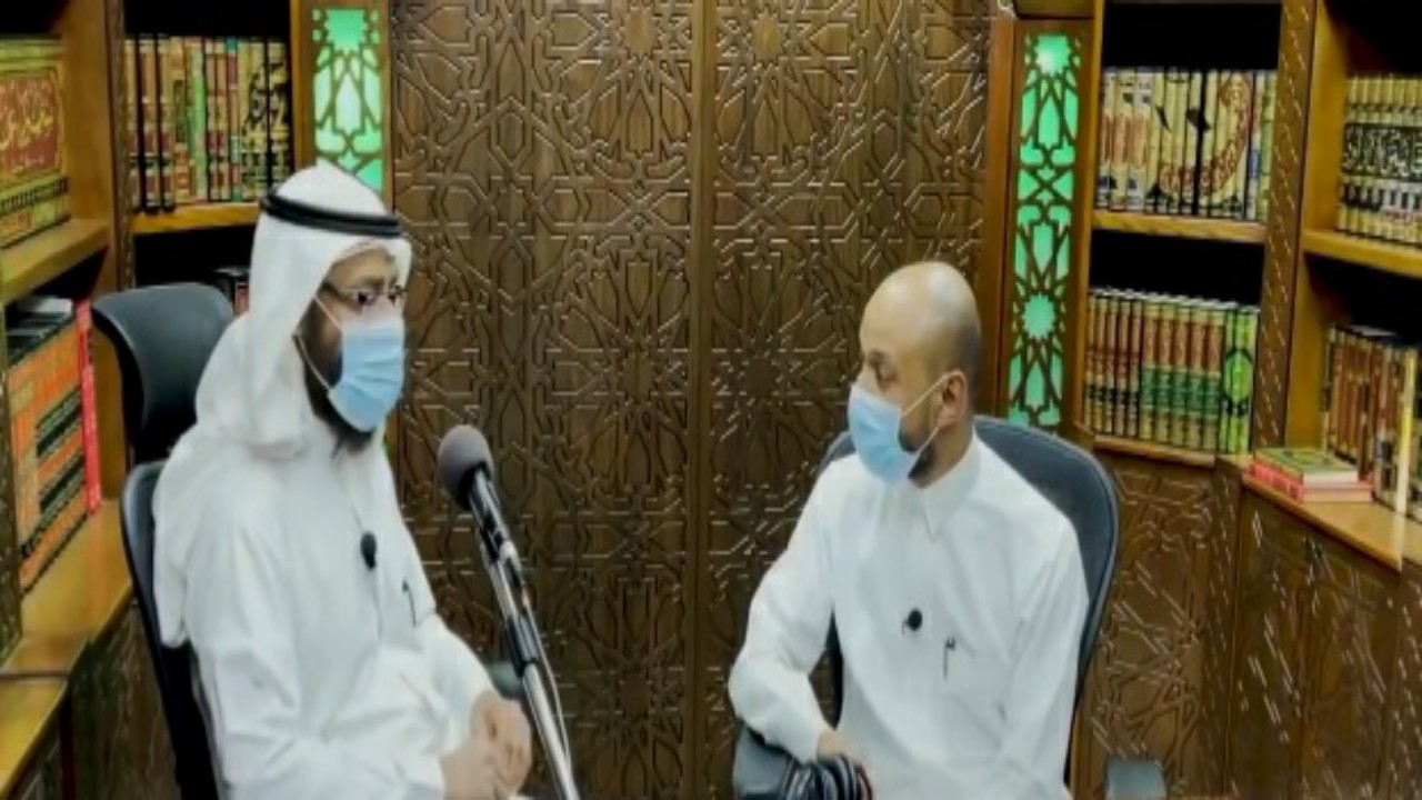 شاهد.. &#8220;الشاذلي&#8221; يكشف عن أبرز مهام معلقي الصوت في المسجد النبوي