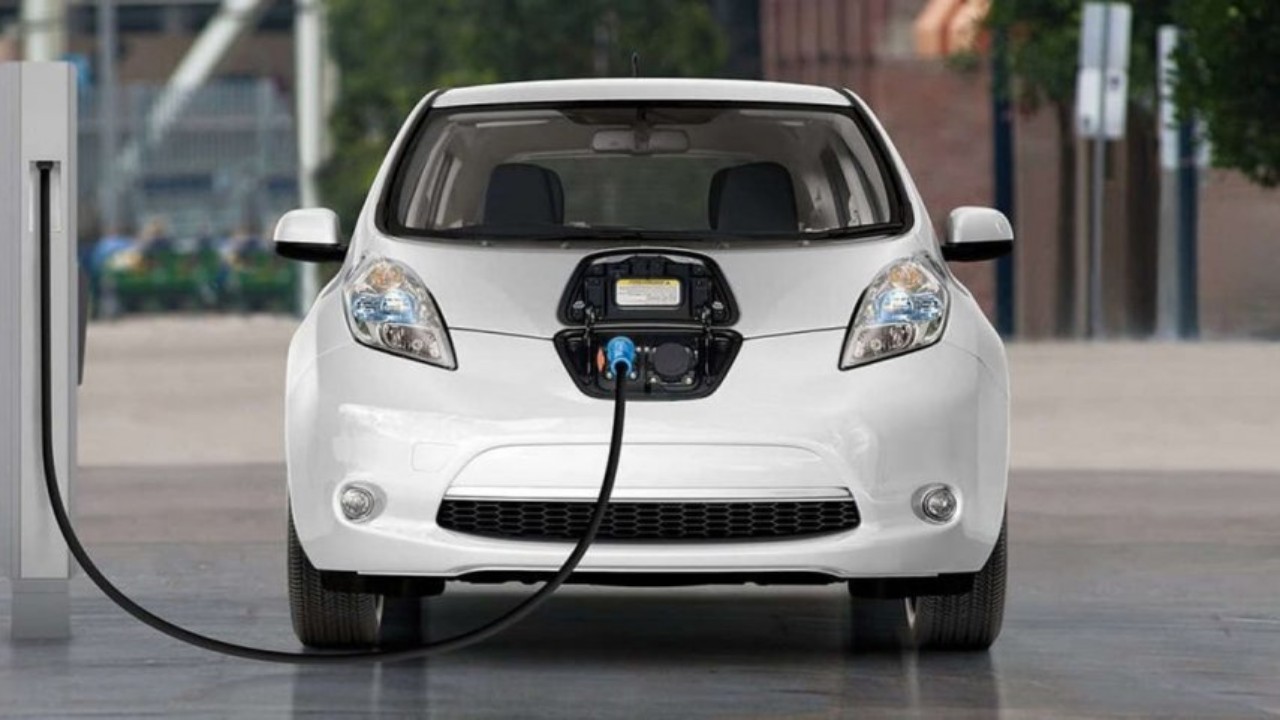عالم السيارات الكهربائية في انتظار تقنية ثورية مذهلة