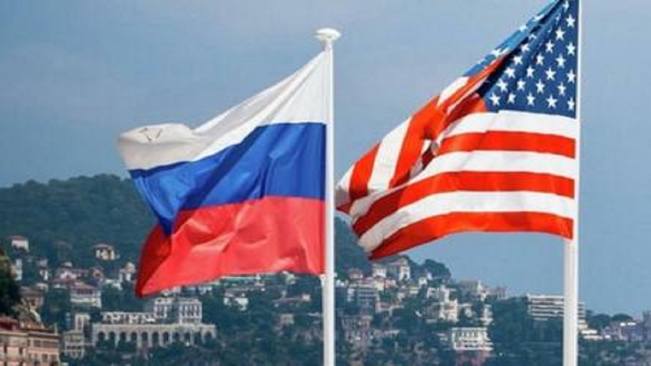 سفارة أمريكا في روسيا توقف إصدار التأشيرات غير الدبلوماسية