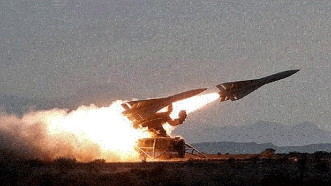 اعتراض صاروخ باليستي أطلقه الحوثيون على مأرب