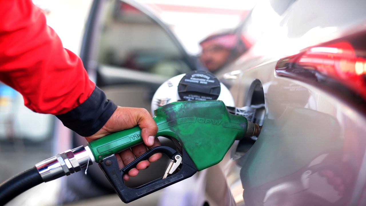 “أرامكو” تُعلن مراجعة أسعار البنزين لشهر إبريل