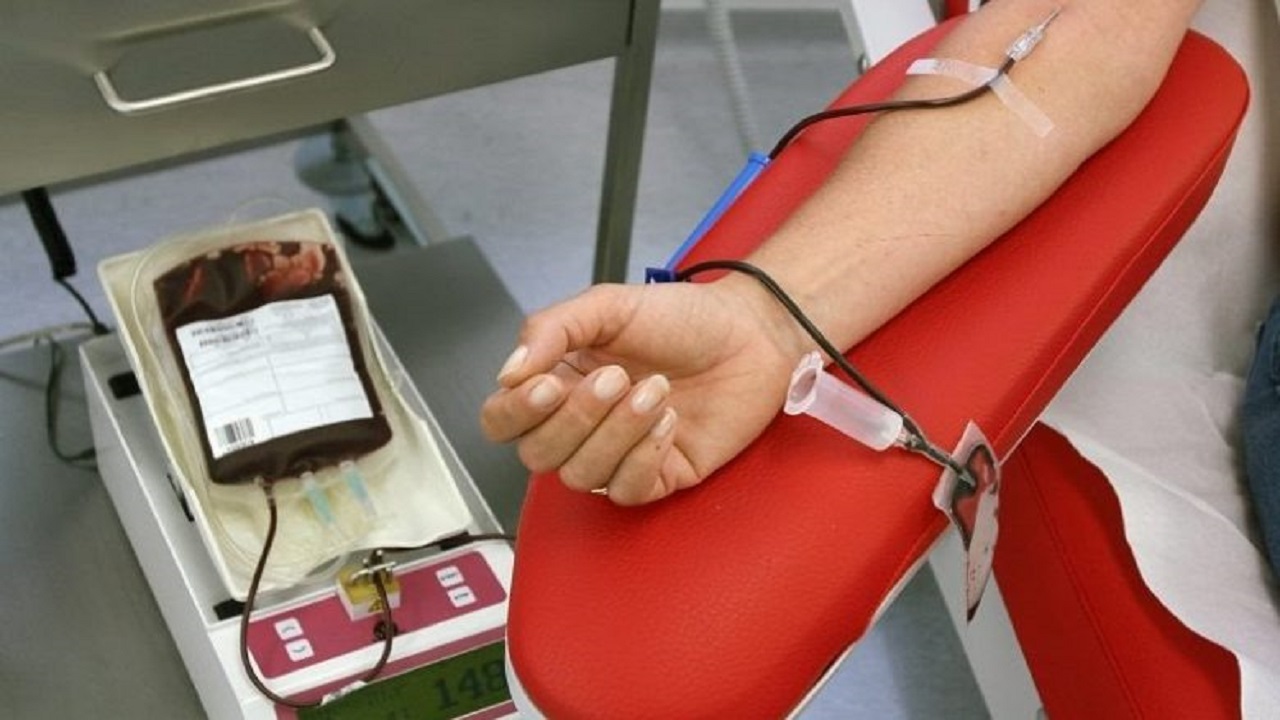 الصحة تكشف عن 4 فوائد للتبرع بالدم