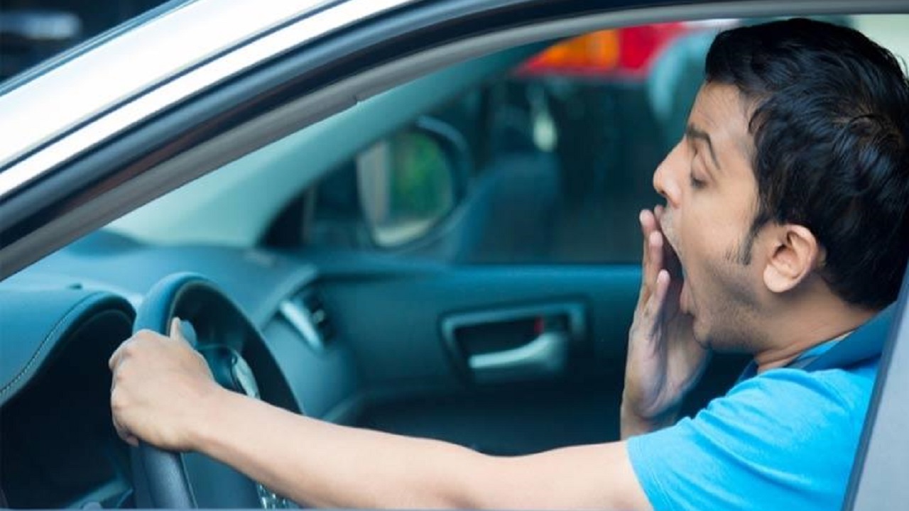 نصائح هامة للتغلب على مشكلة النعاس أثناء القيادة