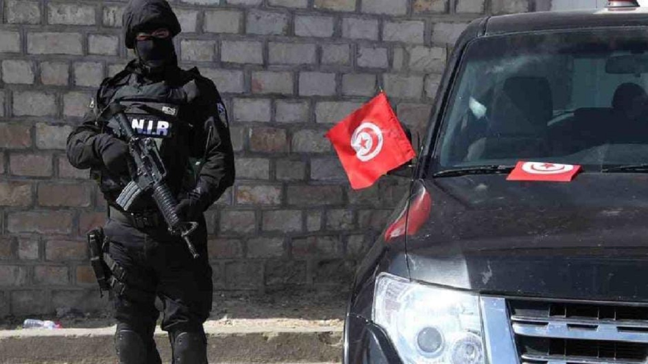 امرأة تفجر نفسها مع رضيعها في تونس