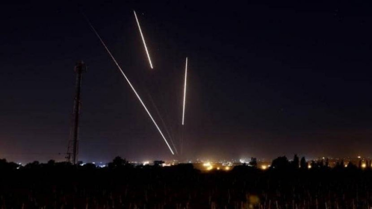 إطلاق 3 صواريخ من لبنان باتجاه الأراضي المحتلة