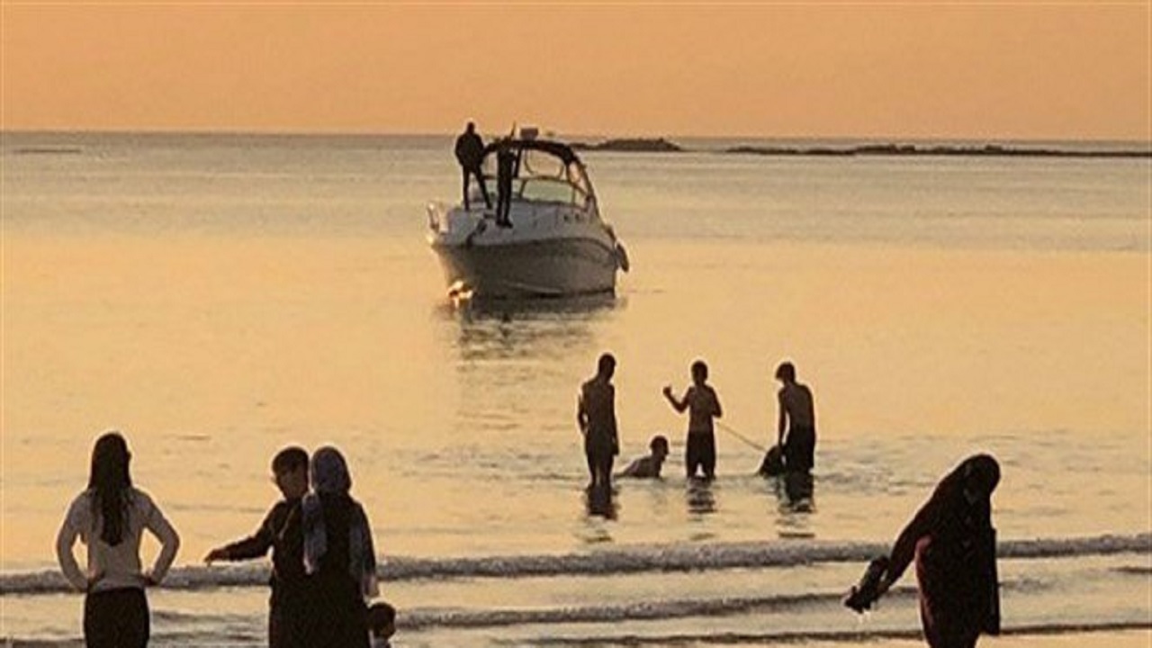 وفاة مقيمة في تصادم قاربين بحريين على شاطئ الجبيل